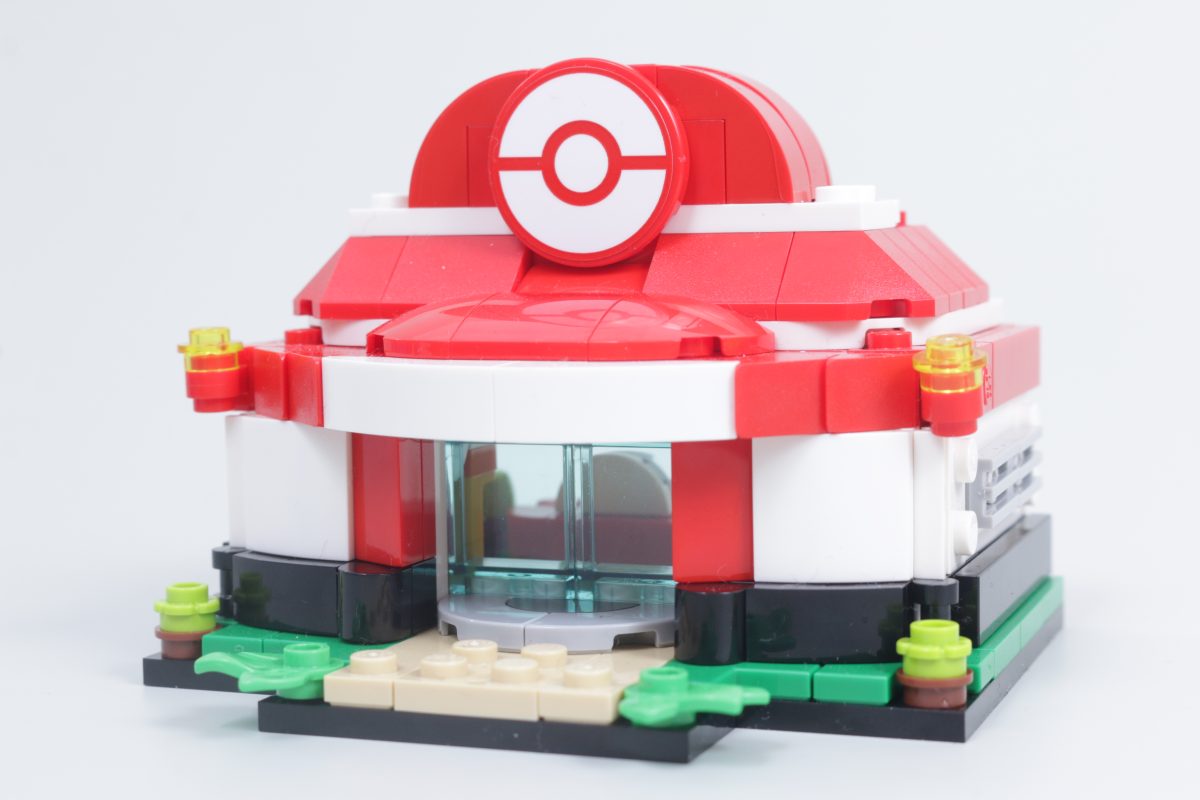 LEGO Pokemon 40911 Mini Pokemon Center review 1 1200x800