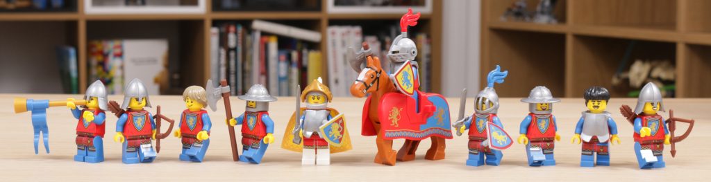 LEGO ICONS 10305 Lion Knights Castle review 74 1024x263