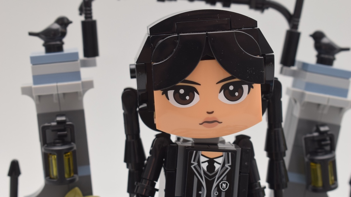 LEGO Wednesday 76780 Wednesday Addams Figure review