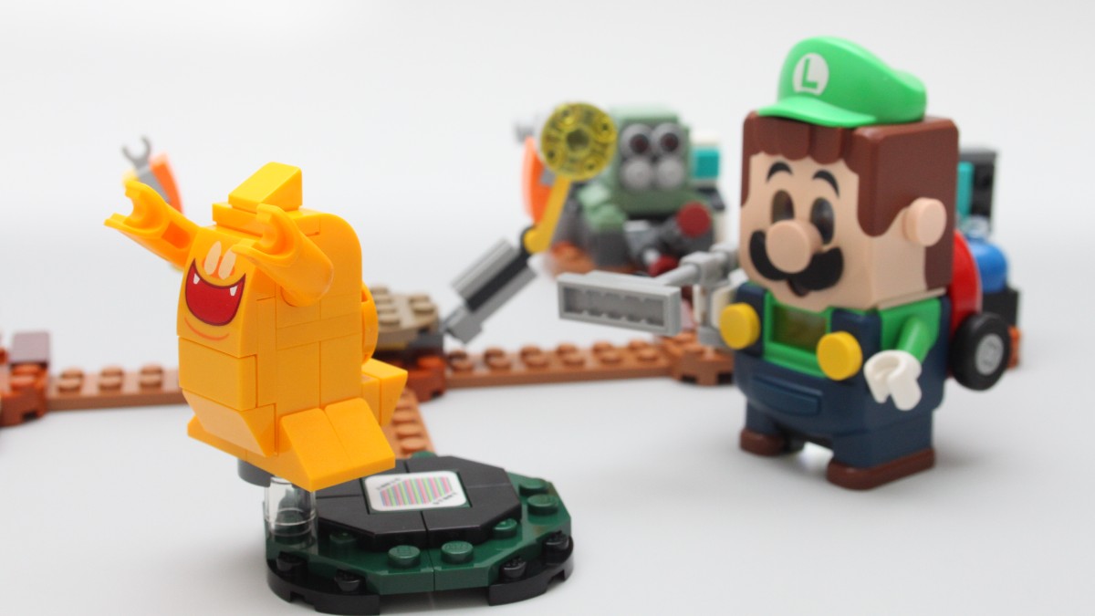 LEGO Super Mario 71397 Luigi’s Mansion Lab and Poltergust review