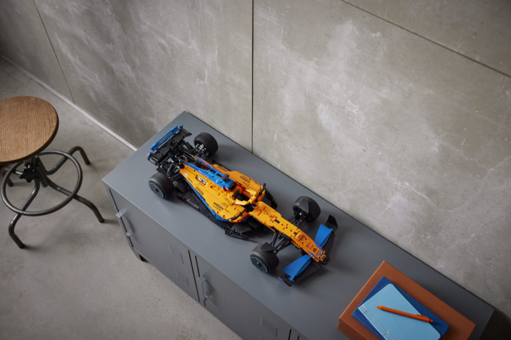 LEGO Technic 42141 McLaren Formula 1 Race Car 15 1024x683