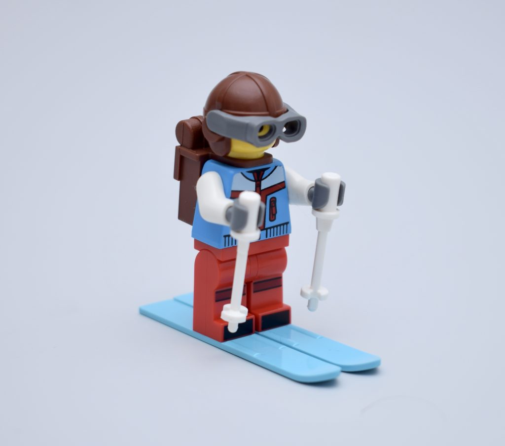LEGO Icons 10325 Alpine Lodge Review 34 1024x904