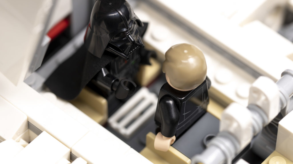LEGO Star Wars 75302 Imperial Shuttle 22