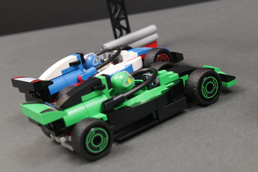 LEGO City 60474 F1 Grid with VCARB Sauber Race Cars review 6 1024x683