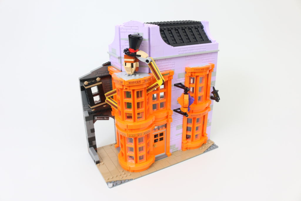 LEGO Harry Potter 75978 Diagon Alley review 15