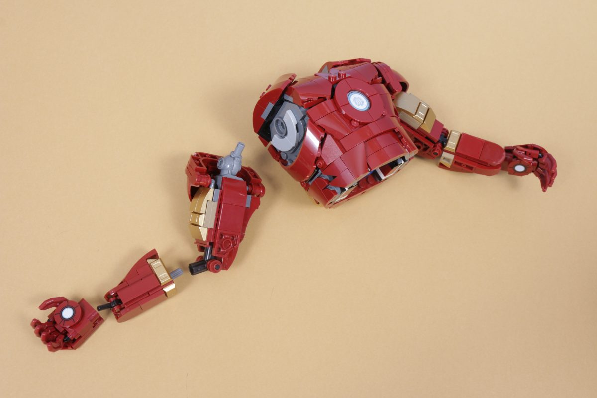 LEGO Marvel 76344 Iron Man Mark 3 Collectors Edition review 71 1200x800