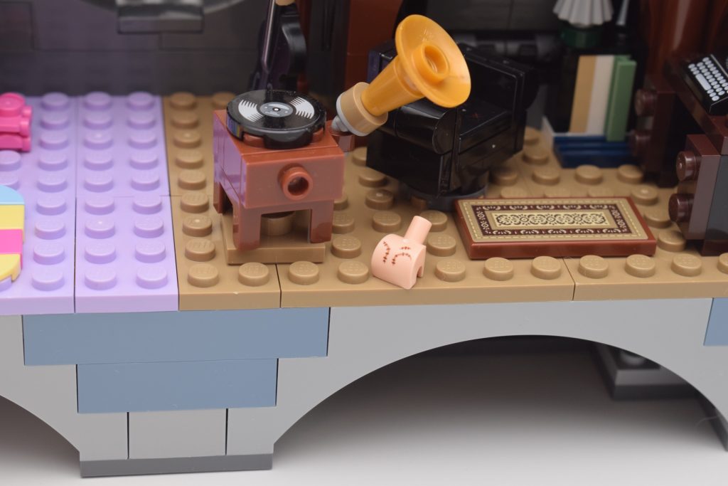 LEGO Wednesday 76781 Wednesday Enids Dorm Room review 6 1024x683