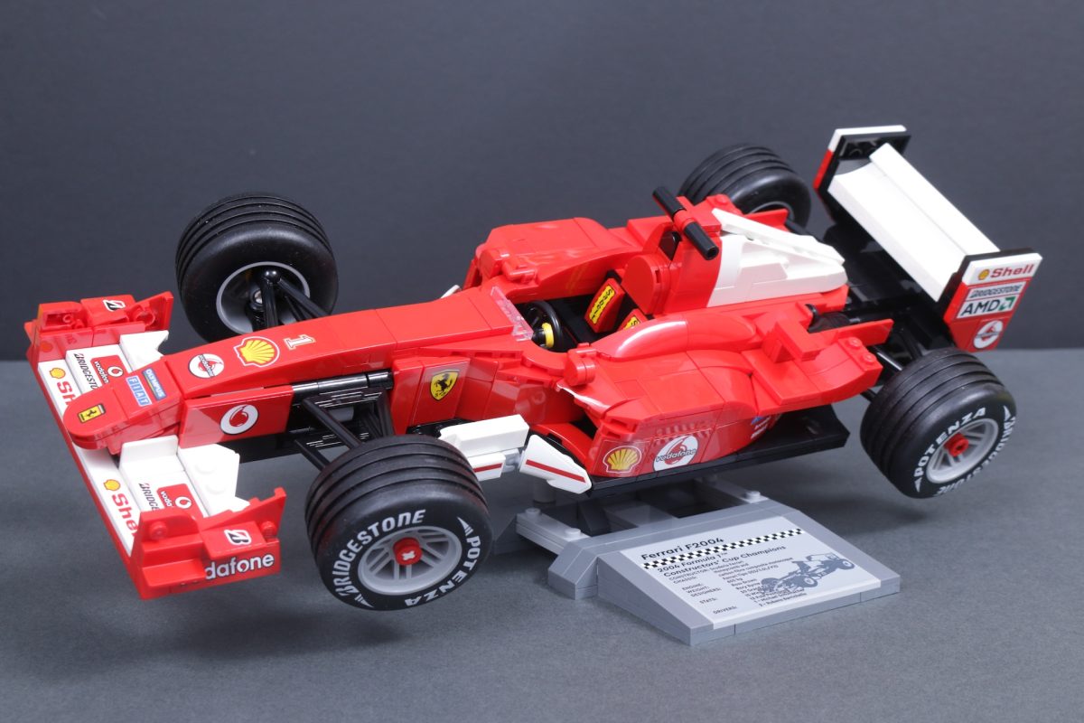 LEGO Icons Ferrari 11375 F2004 Michael Schumacher review 3 1200x800