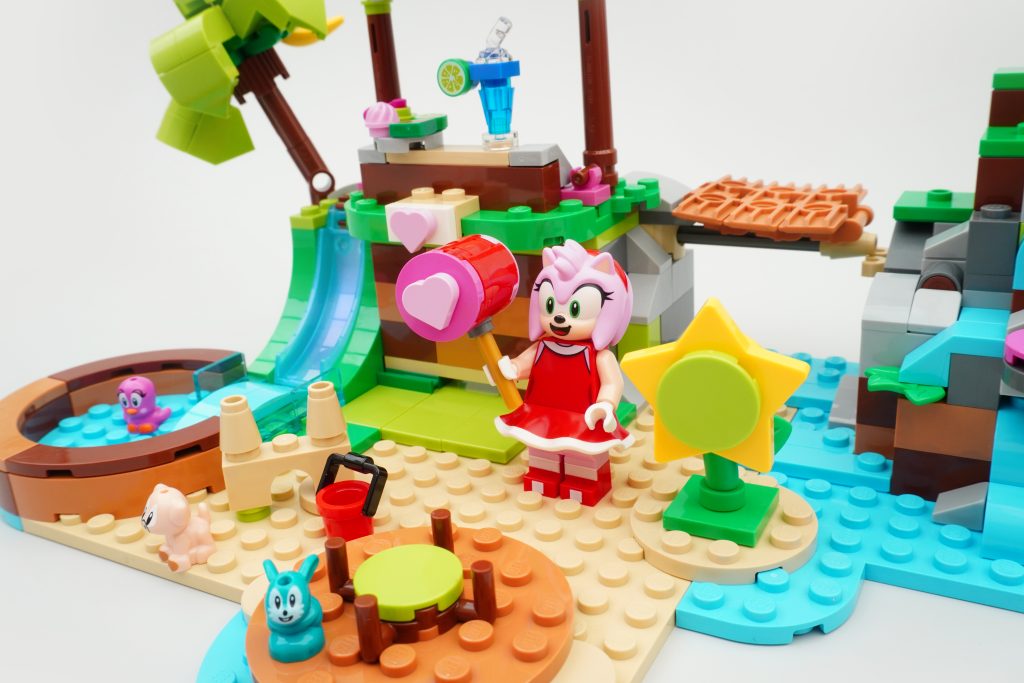 LEGO Sonic the Hedgehog 76992 Amys Animal Rescue Island review 2 1024x683