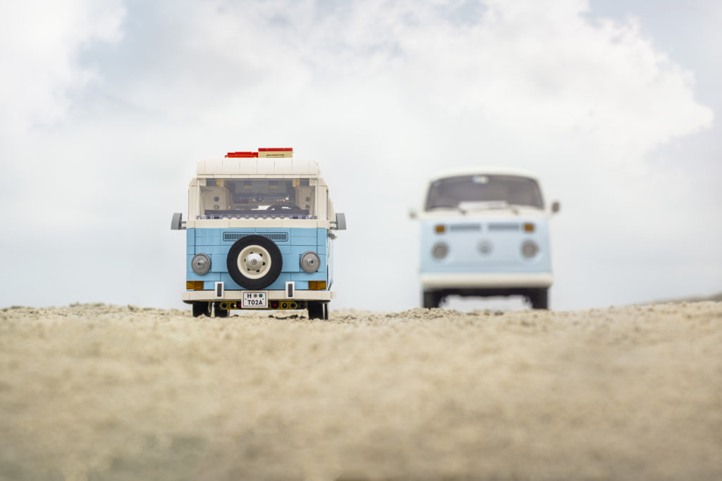 LEGO for Adults 10279 Volkswagen T2 Camper Van real life van 7