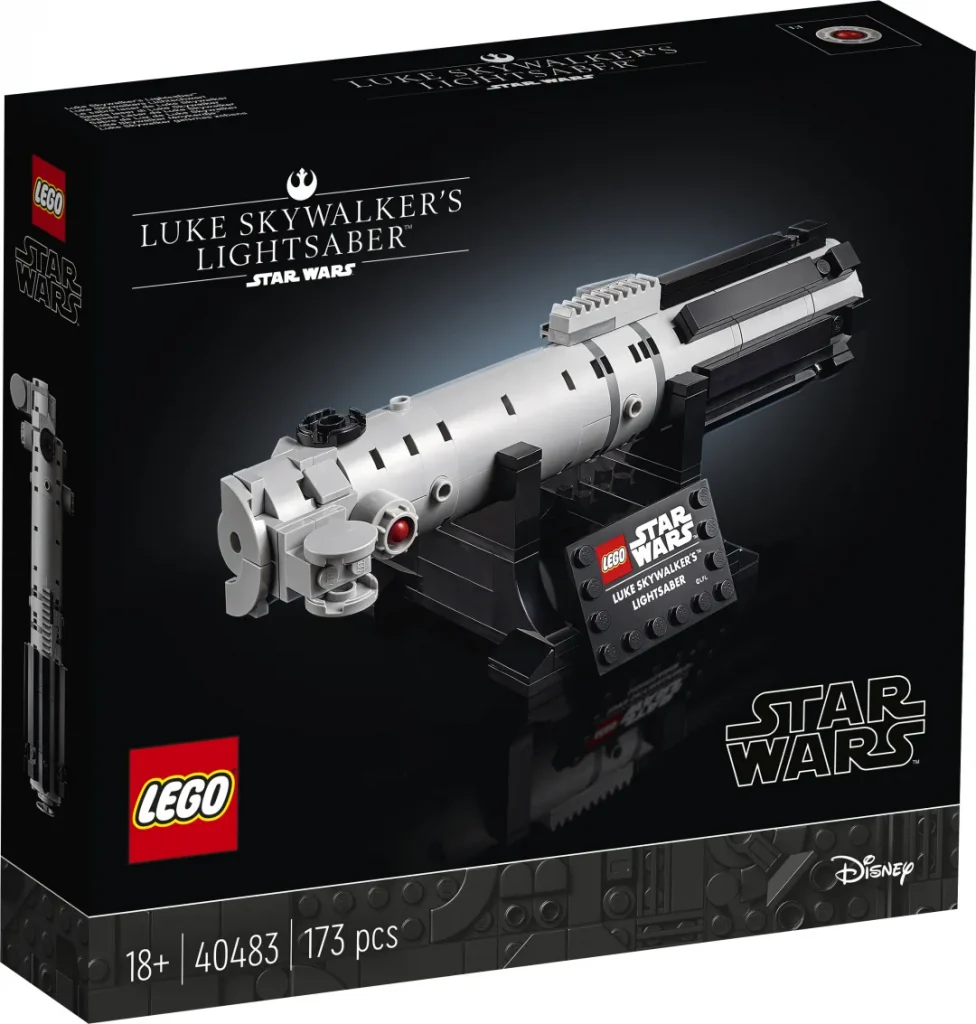 LEGO Star Wars 40483 Luke Skywalkers Lightsaber 2 976x1024