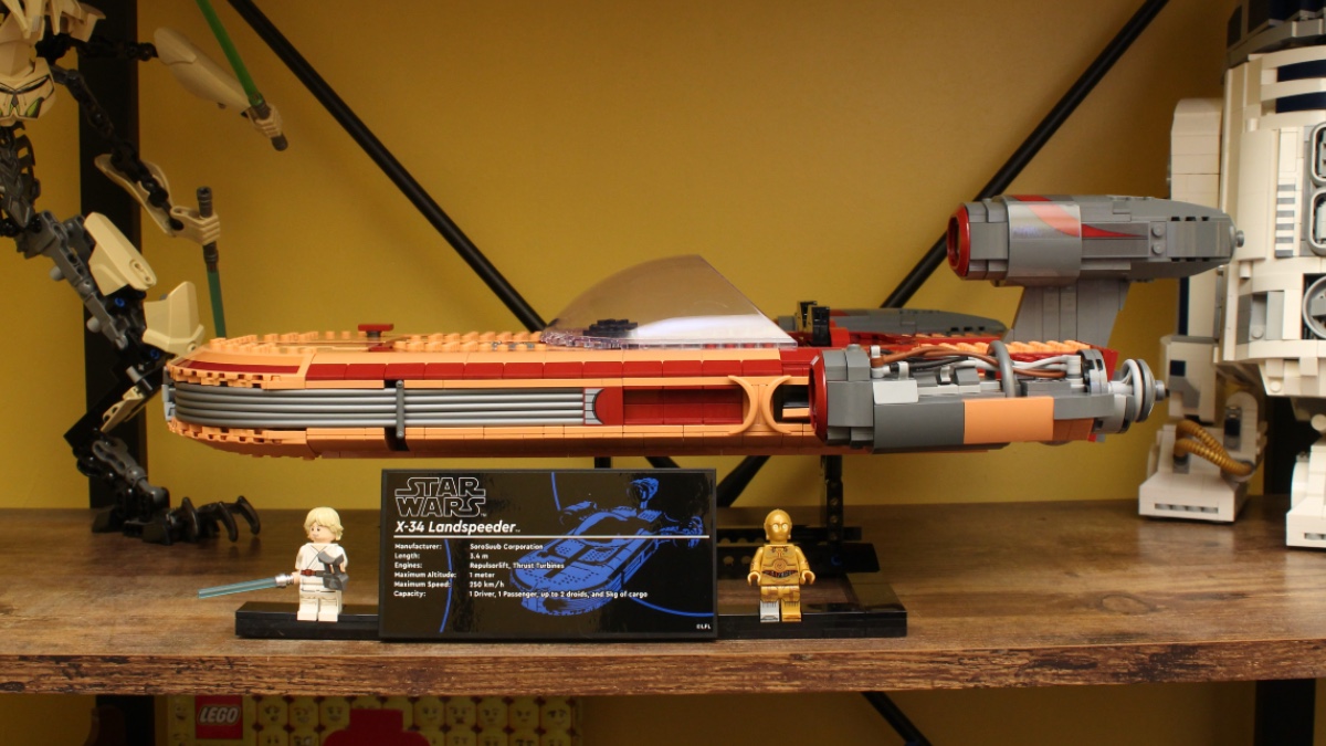 Five reasons LEGO 75341 Luke Skywalker’s Landspeeder is the most underrated UCS set yet