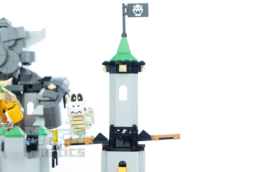 LEGO Super Mario 71369 Bowsers Castle Boss Battle 8