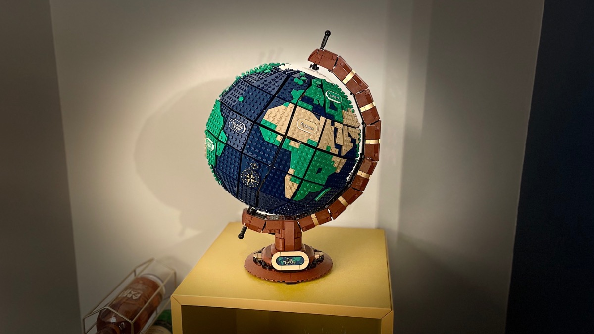 LEGO Ideas 21332 The Globe review