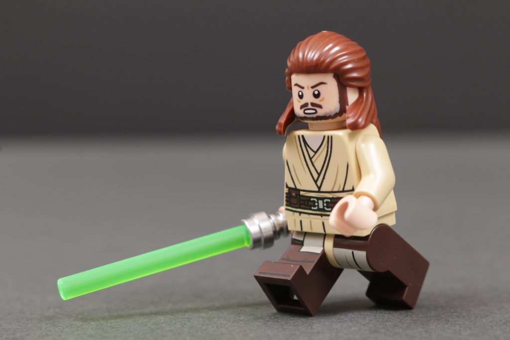 LEGO Star Wars Magazine Qui Gon Jinn minifigure 3 1024x683