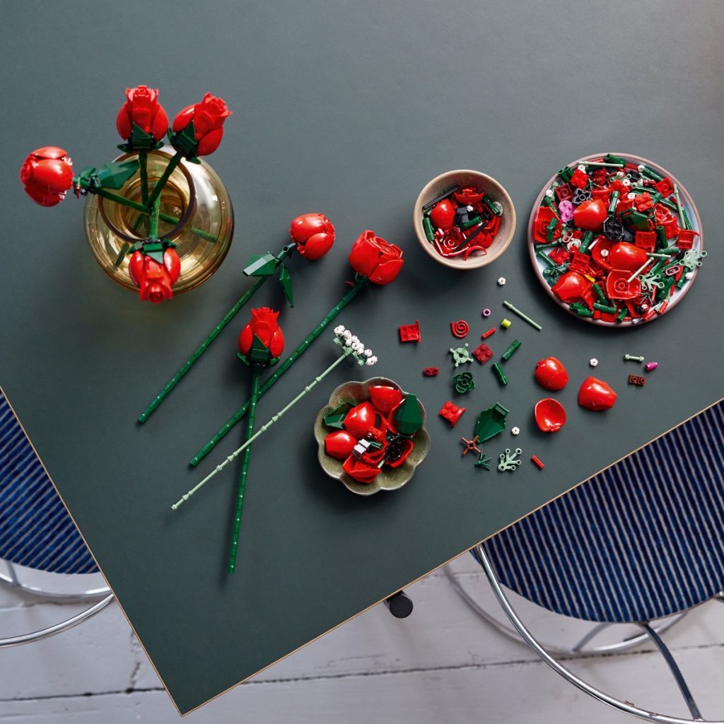 LEGO Icons 10328 Bouquet of Roses19 1024x1024