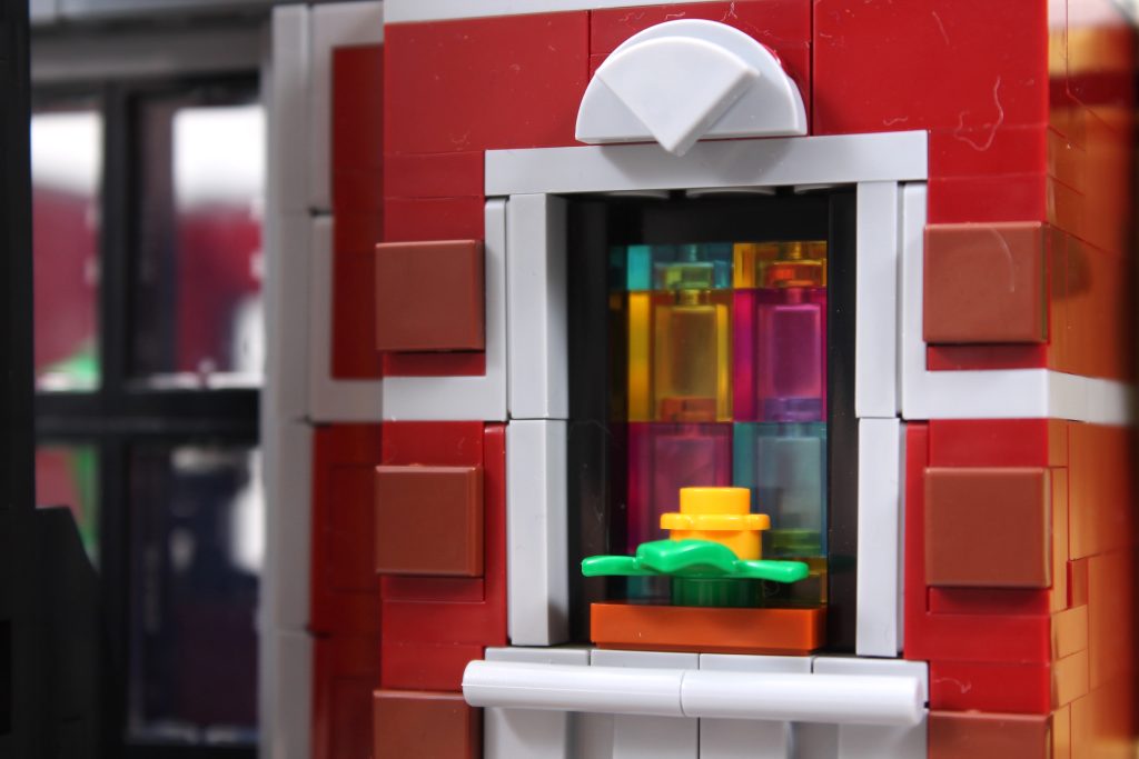 LEGO Icons 10312 Jazz Club review 23 1024x683