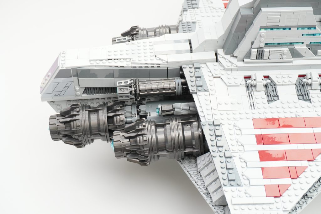LEGO Star Wars 75367 Venator Class Republic Attack Cruiser review 46 1024x683