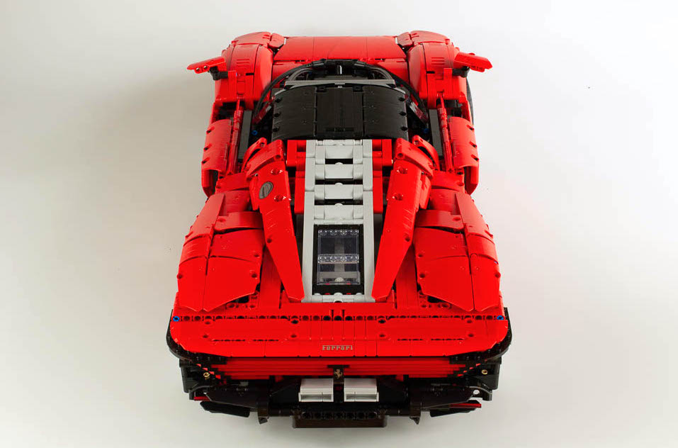 LEGO Technic 42143 Ferrari Daytona SP3 27