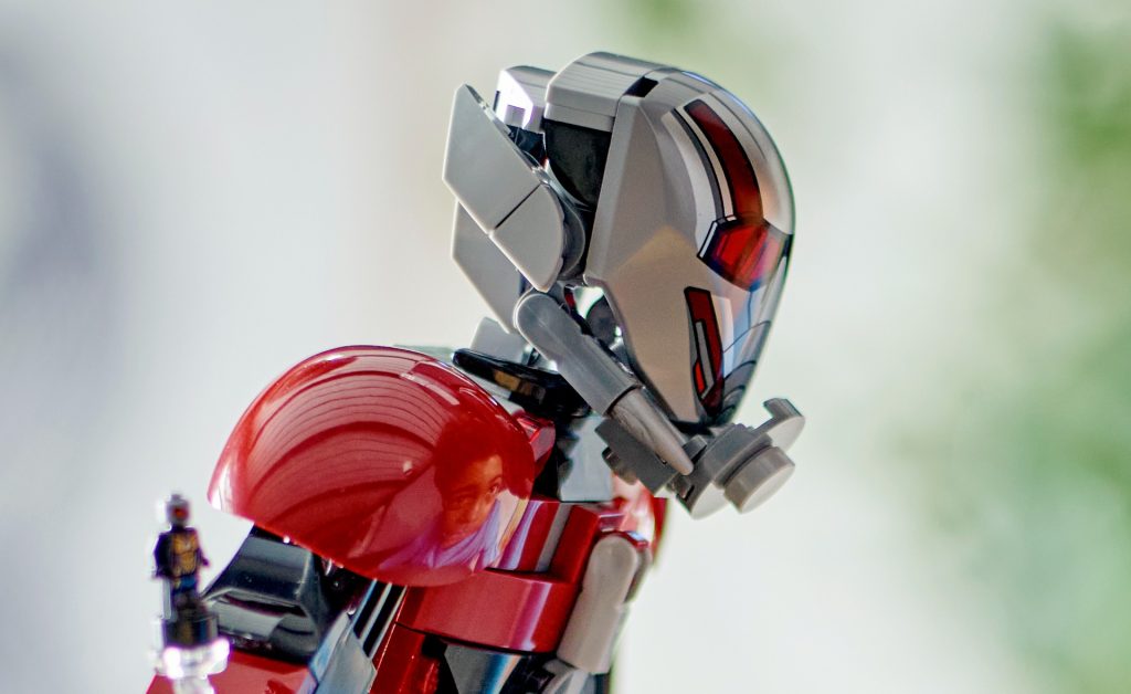 LEGO Marvel 76256 Ant Man Construction Figure helmet 1024x628