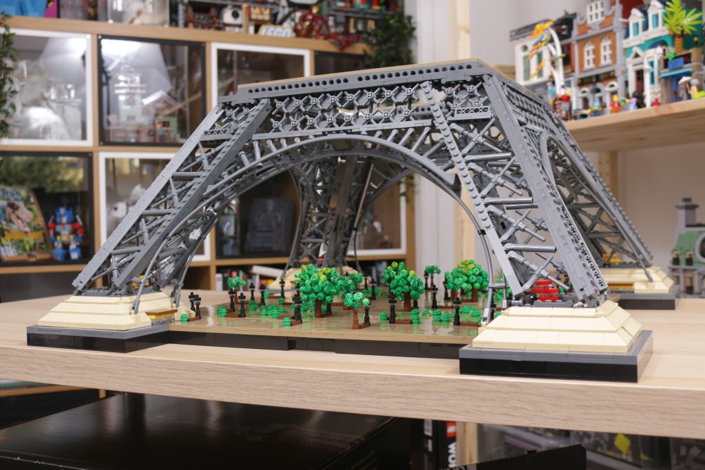 LEGO Icons 10307 Eiffel Tower review 42 1024x683