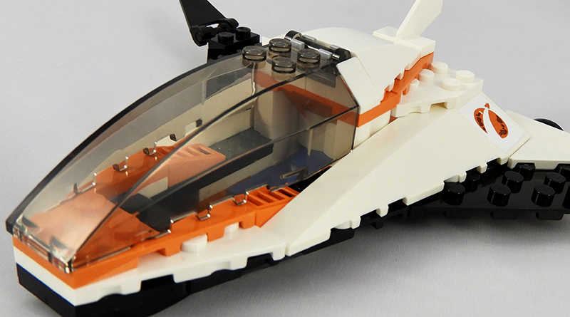 LEGO City 60224 Satellite Service Mission review