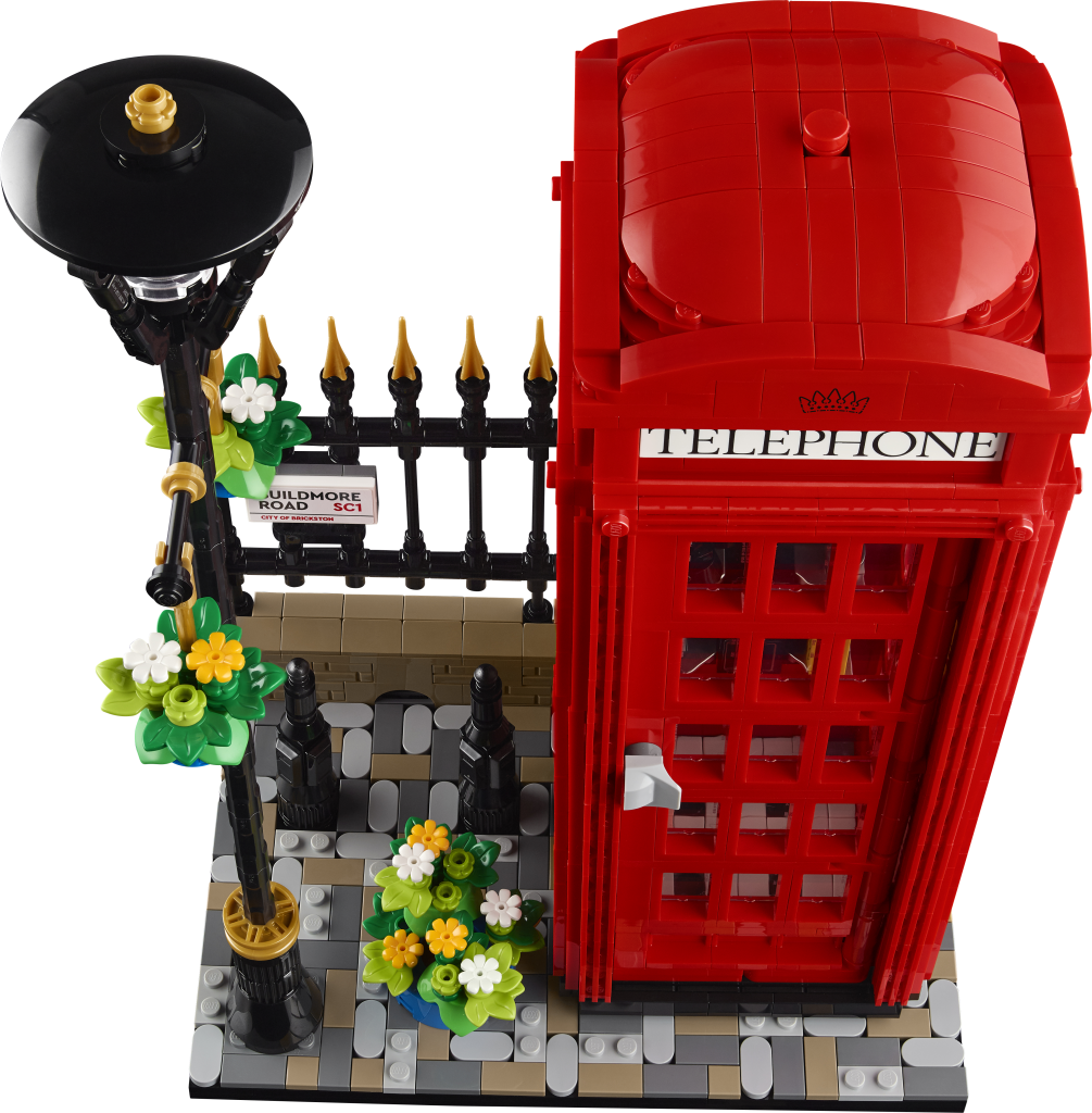 LEGO Ideas 21347 red london telephone box product shot 4 1005x1024