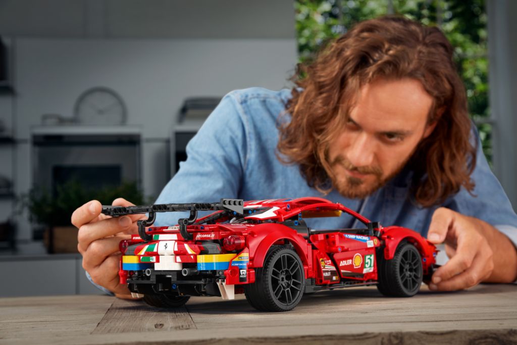 LEGO Technic 42125 Ferrari 488 GTE AF CORSE 51 7