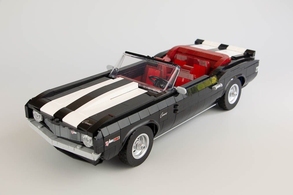 10304 ICONS Chevrolet Camaro Z 28 1