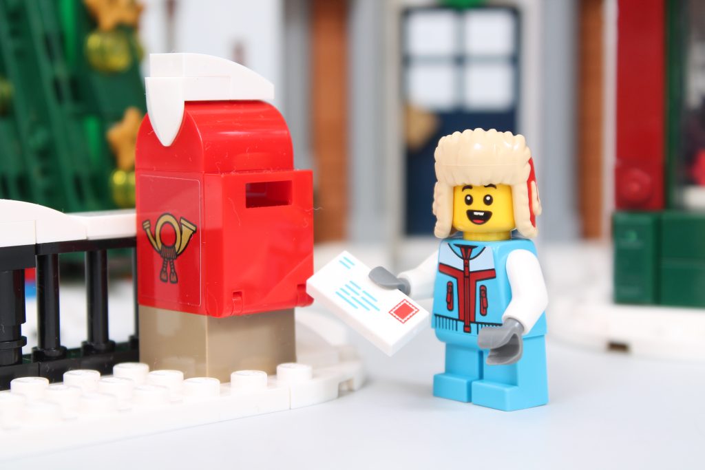 LEGO Winter Village 10308 Holiday Main Street review 35 1024x683
