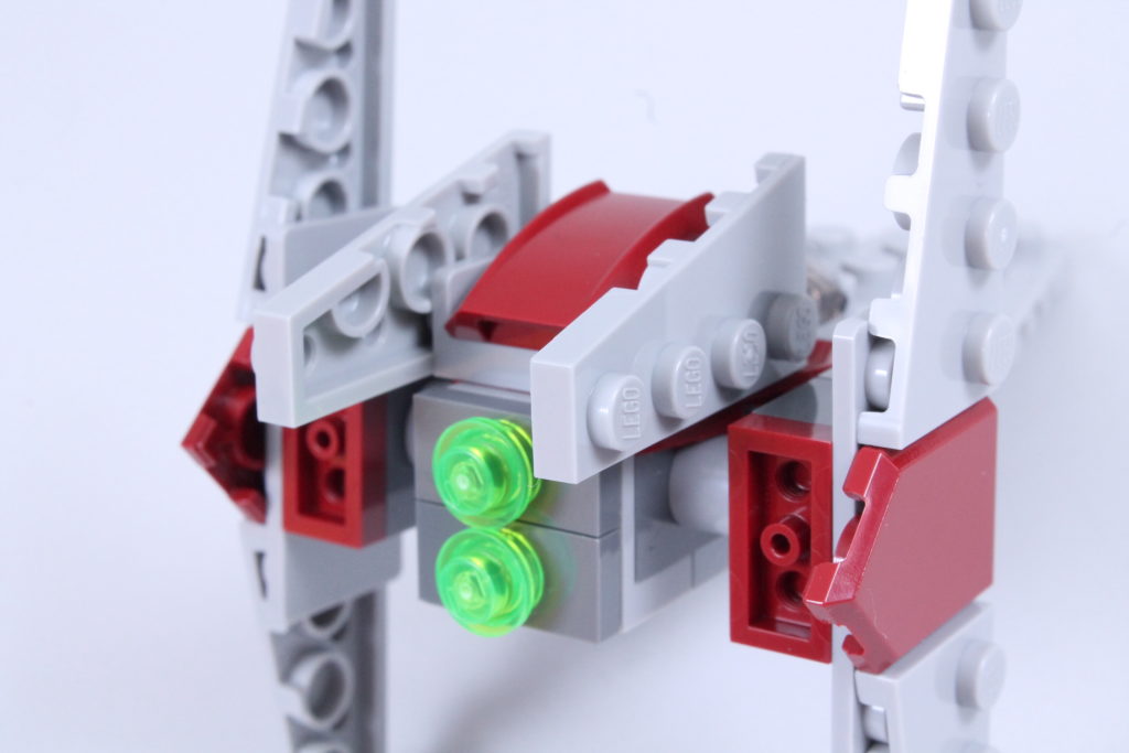 LEGO Star Wars magazine Issue 70 V wing 13