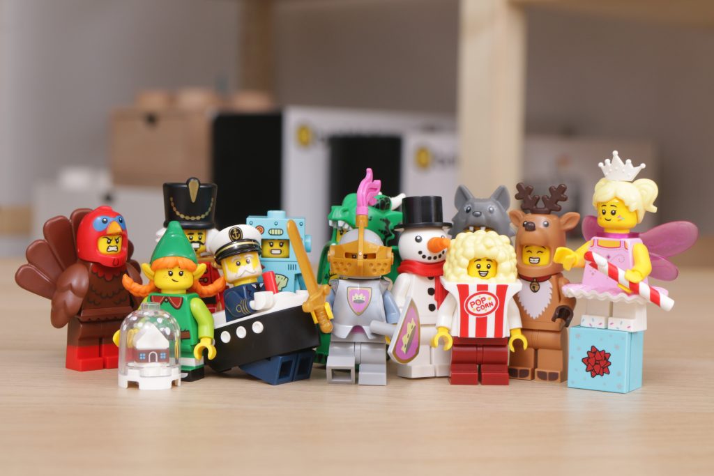 LEGO Minifigures 71034 Series 23 review 67 1024x683
