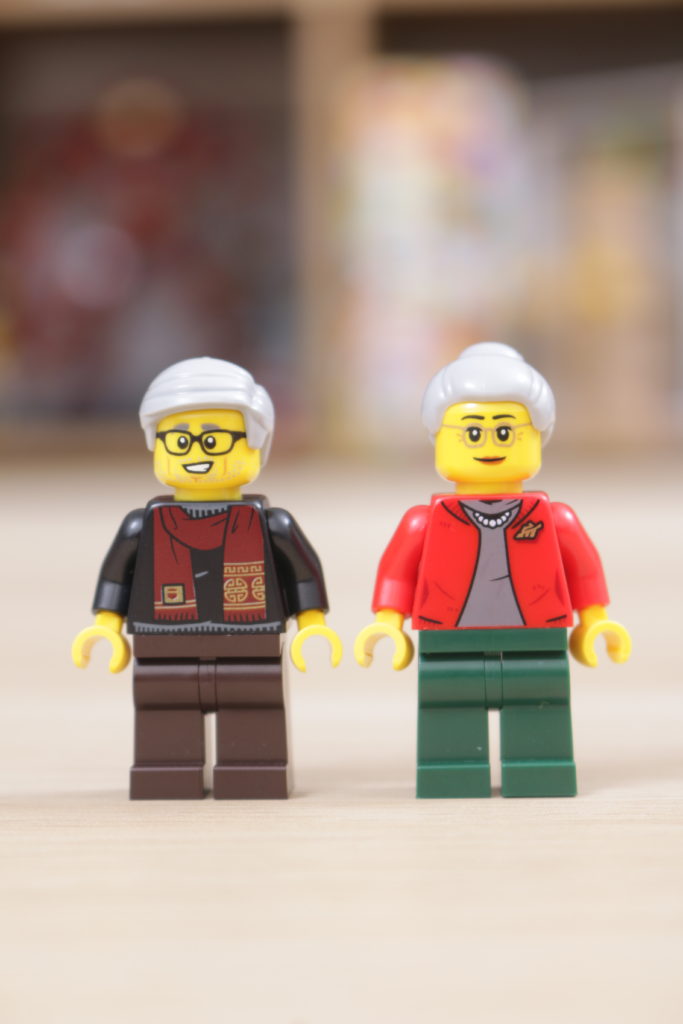 LEGO Chinese New Year 80108 Lunar New Year Traditions review 35