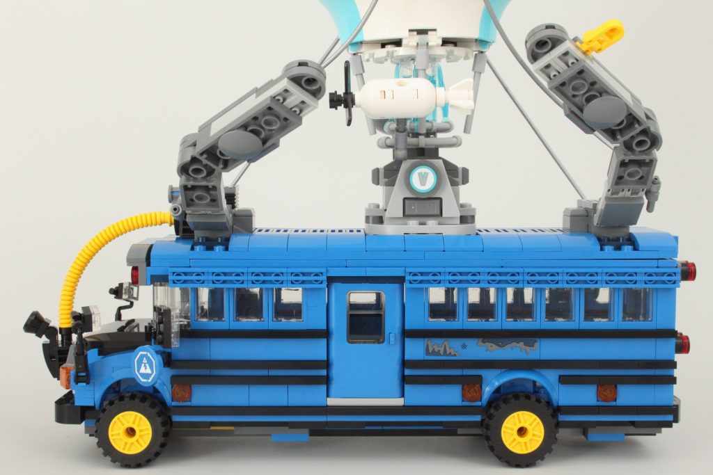 lego fortnite 77073 battle bus review 13 1024x683