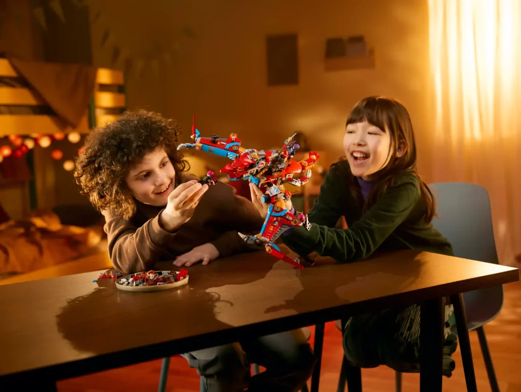 LEGO DREAMZzz 71484 Coopers Robot Dinosaur C Rex Lifestyle 2 1024x771