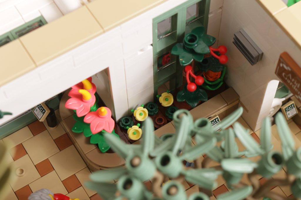 LEGO Ideas 21353 Botanical Garden review 24 1024x683