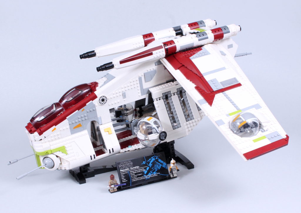 LEGO Star Wars 75309 Republic Gunship review 13