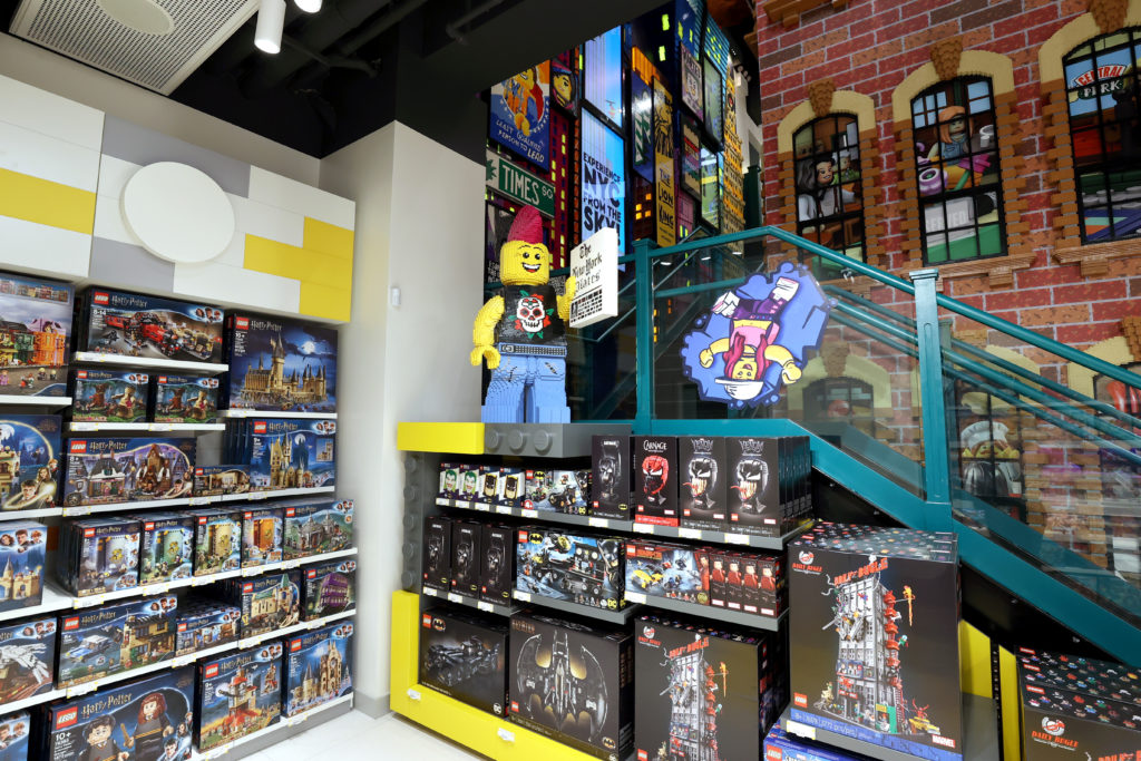 LEGO Store New York City Fifth Ave 10