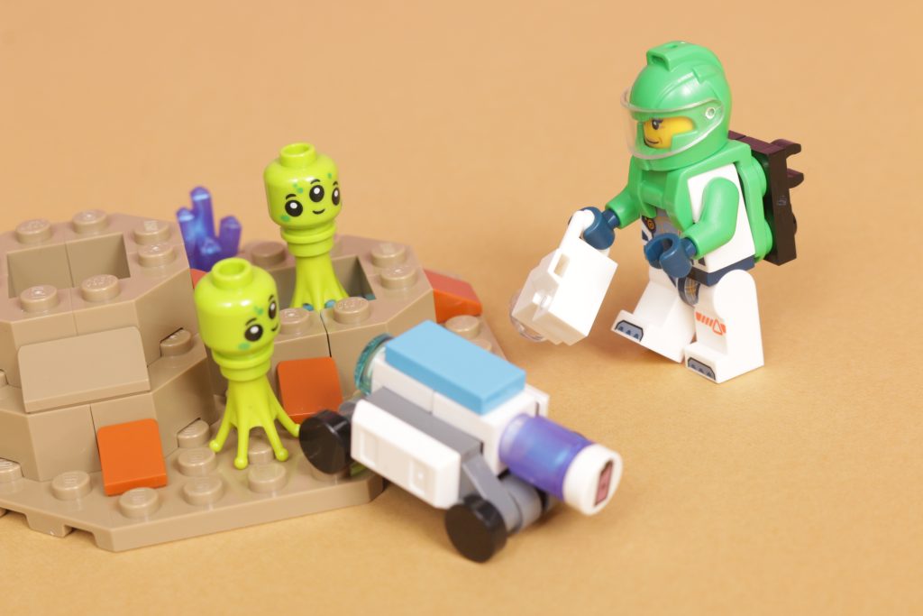LEGO City 60431 Space Explorer Rover and Alien Life review 5 1024x683