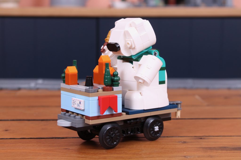 LEGO Winter Village 10361 Holiday Express Train review 12 1024x683