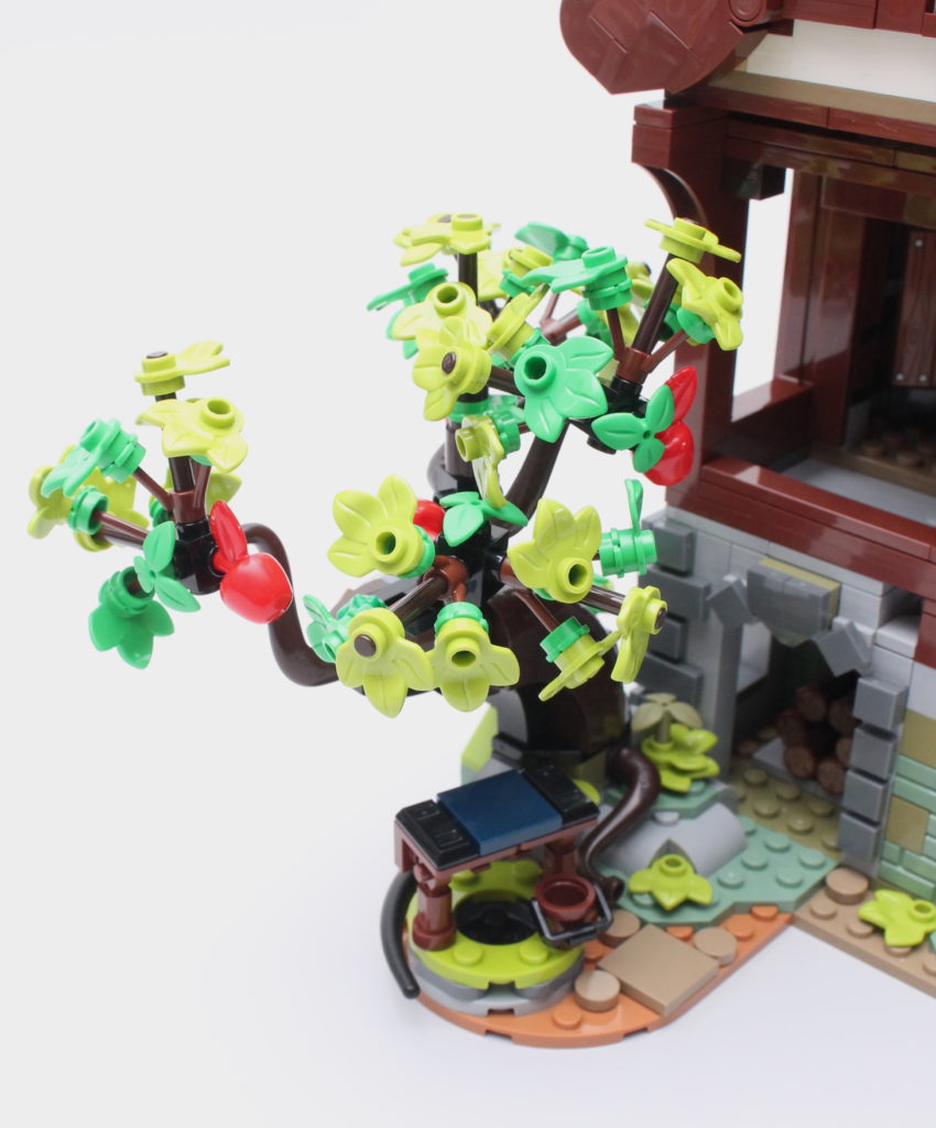 21325 Medieval Blacksmith review 8