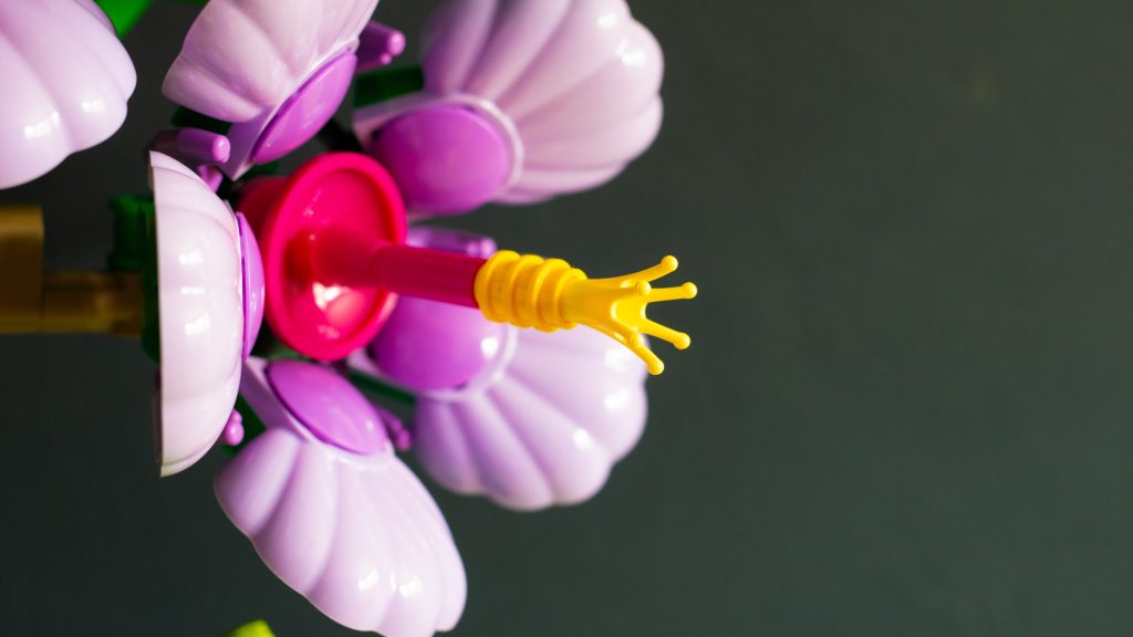 Lego botanicals 10372 Hibiscus 3 1024x576