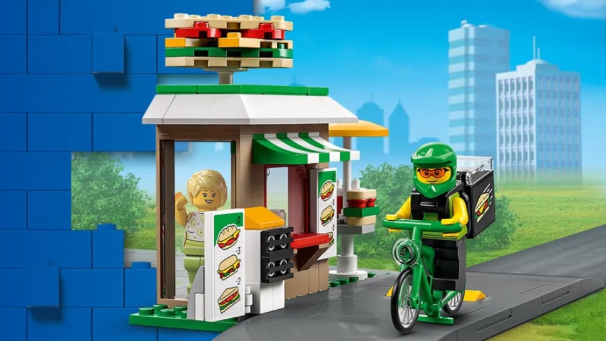 LEGO CITY 40578 Sandwich Shop free gift now available in UK and Europe