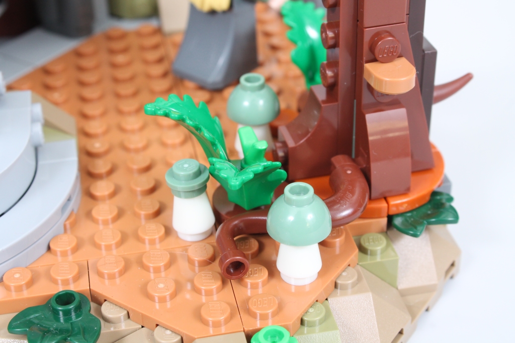 LEGO Icons 10316 The Lord of the Rings Rivendell review 38 1024x683