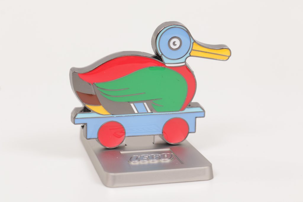 Duck Space and Knight themed magnets – reviewing some LEGO Insiders rewards 12 1024x683