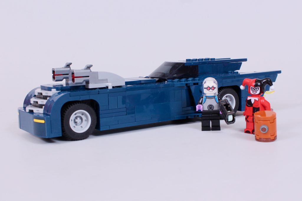 LEGO Batman 76274 Batman with the Batmobile vs. Harley Quinn and Mr. Freeze critique 2 1024x683