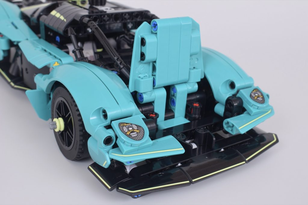 LEGO Technic 42208 Aston Martin Valkyrie review 7 1024x683