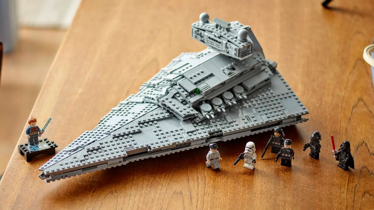 LEGO brings forward retirement of eight Star Wars sets, including two 25th-anniversary models