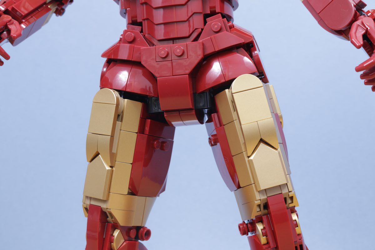 LEGO Marvel 76344 Iron Man Mark 3 Collectors Edition review 54 1200x800