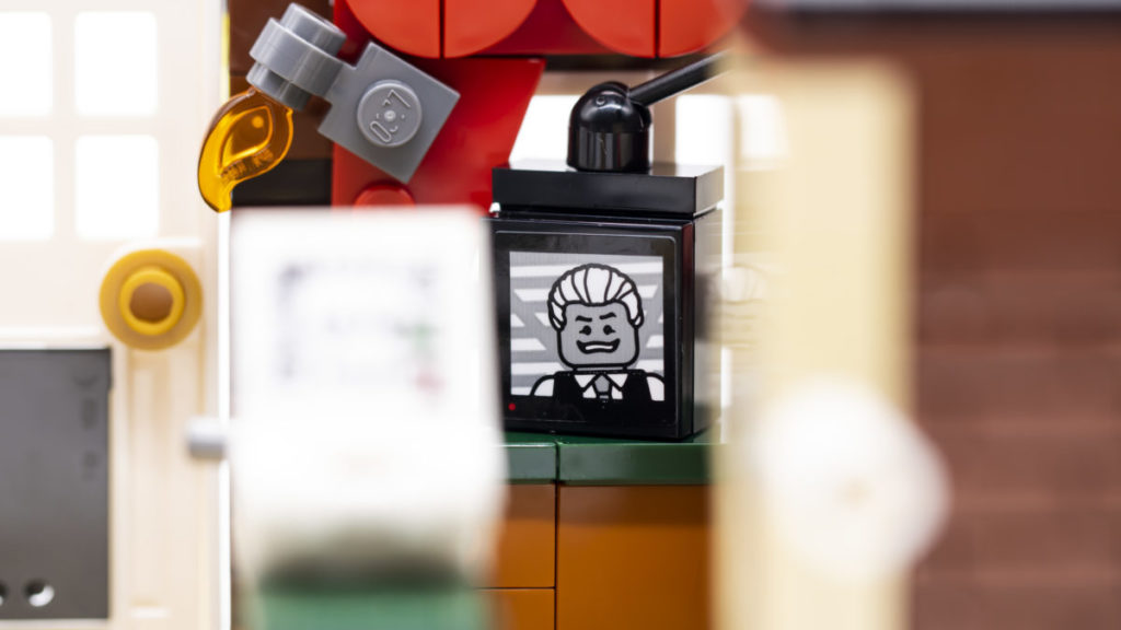 LEGO Ideas 21330 Home Alone 52 1024x576